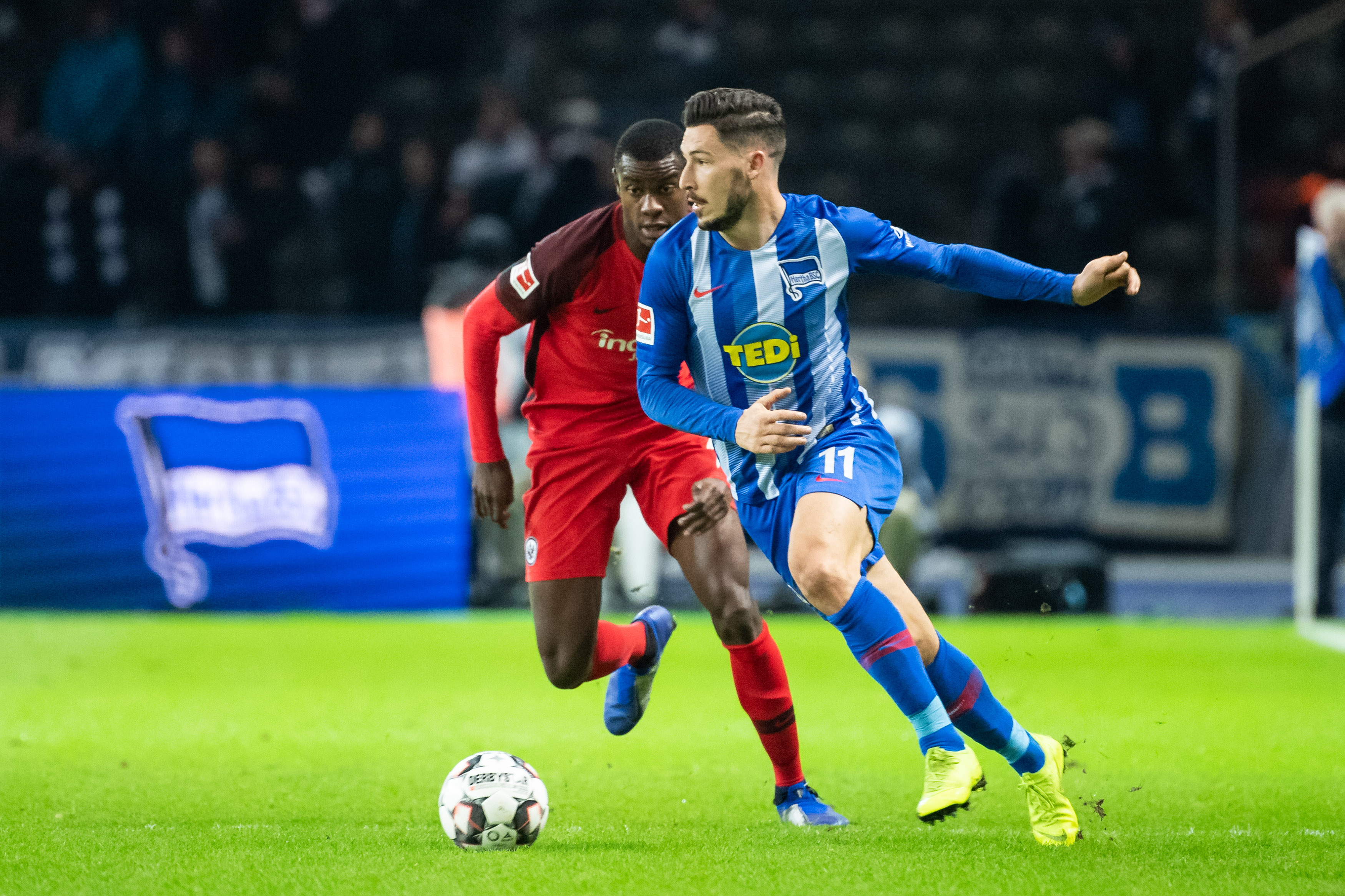 中超第3輪廣州城0-1山東泰山 費萊尼傷愈復出頭球破門.