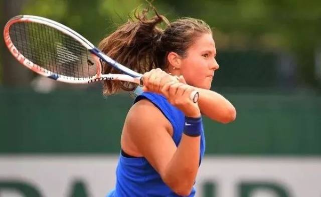 对葡萄牙U21破门，恩瓦内里是英格兰U21队史第4年轻进球者.