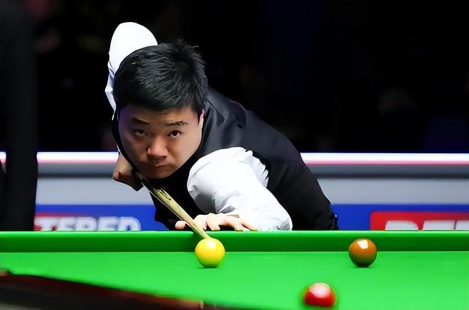 曼联新星迪亚洛续约至2030年 盼与球队共创历史.